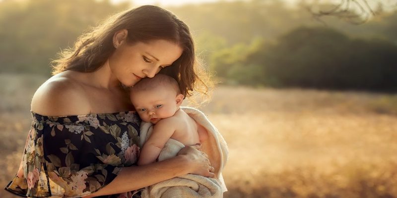 Giải mã việc mơ thấy mẹ chết đánh con gì sẽ trúng lớn 3 Giải mã giấc mơ thấy mẹ chết đánh số gì và đang ôm mình